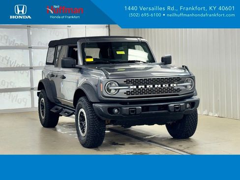 Used 2023 Ford Bronco Badlands w/ Sasquatch Package AWD/4WD image 1