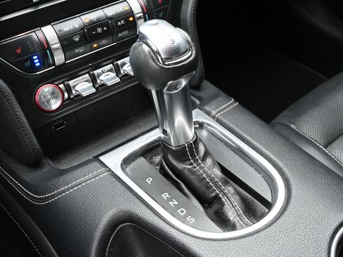 Used 2019 Ford Mustang GT Premium w/ Equipment Group 401A RWD image 11