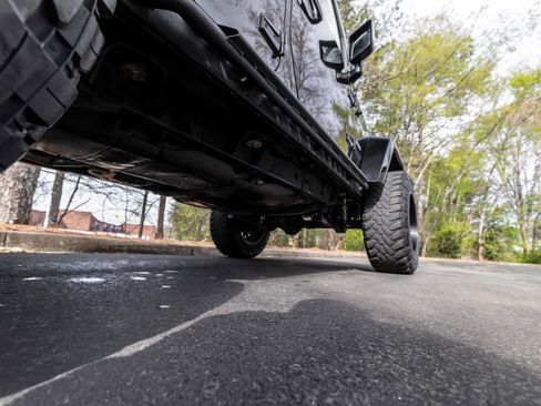 Used 2017 Jeep Wrangler Unlimited Rubicon image 17