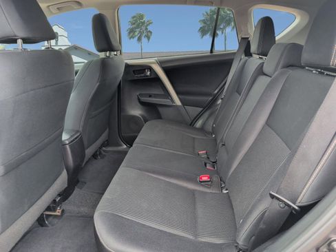 Used 2015 Toyota RAV4 XLE FWD image 25