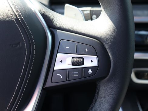 Used 2025 BMW X5 xDrive40i w/ Premium Package image 21