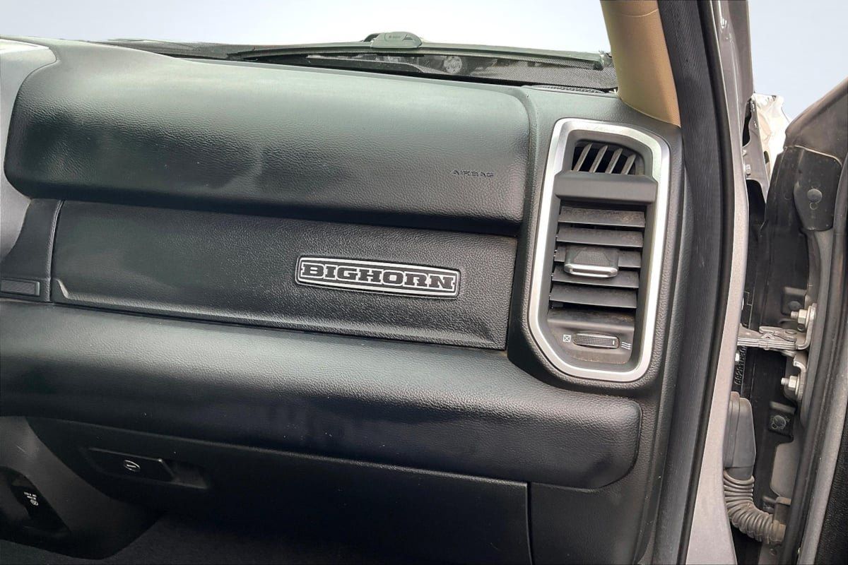 Used 2019 RAM 1500 Big Horn RWD image 17