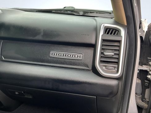 Used 2019 RAM 1500 Big Horn image 17