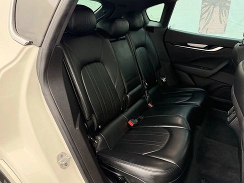 Used 2020 Maserati Levante S AWD/4WD image 25