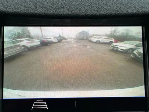 Used 2020 Chevrolet Trax LT AWD/4WD image 22
