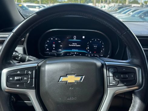 Used 2022 Chevrolet Suburban LT RWD image 14