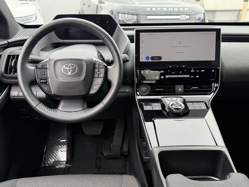 Used 2024 Toyota bZ4X XLE image 28