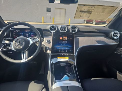 New 2026 Mercedes-Benz GLC 300 4MATIC image 12
