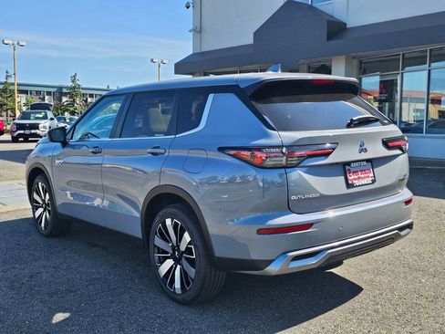 New 2026 Mitsubishi Outlander SE AWD/4WD image 7