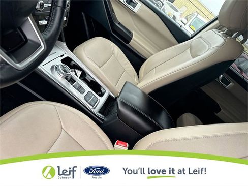 Used 2020 Ford Explorer Limited image 27