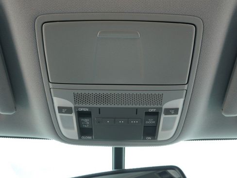 Used 2018 Acura RDX FWD image 28