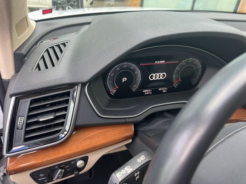 Used 2023 Audi Q5 2.0T Prestige AWD/4WD image 17