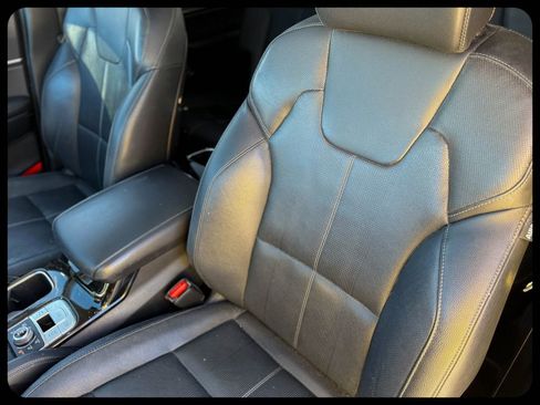 Used 2022 Kia Telluride EX w/ EX Premium Package image 20