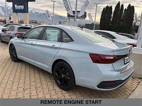 New 2026 Volkswagen Jetta SE image 7