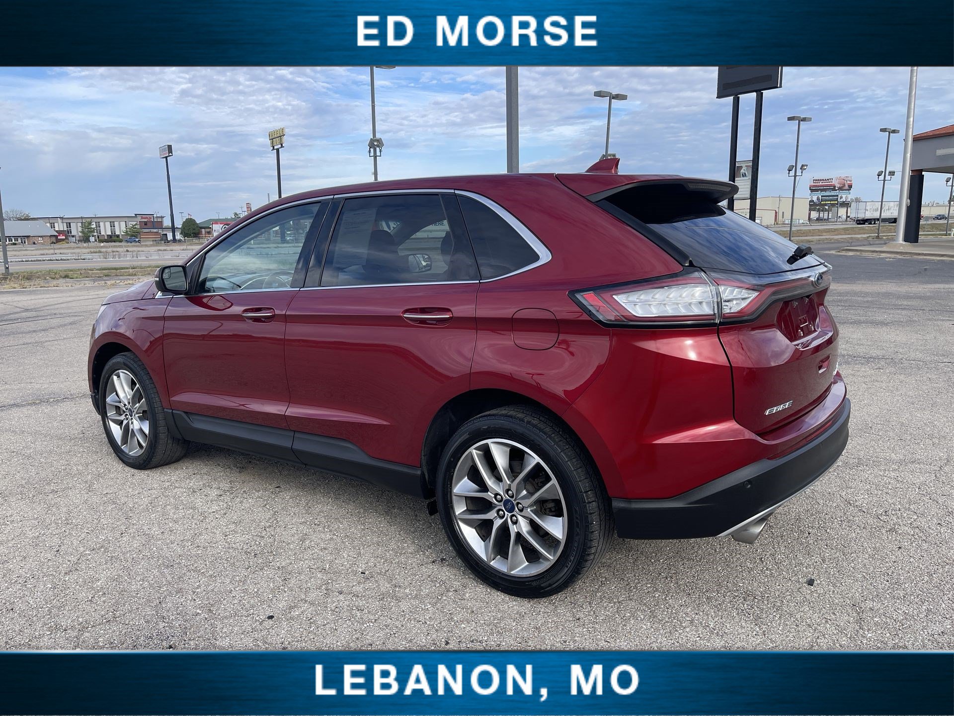 Used 2018 Ford Edge Titanium w/ Cold Weather Package AWD/4WD image 6