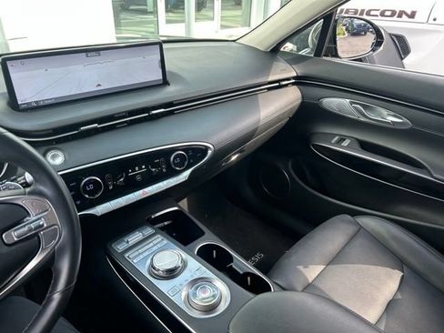 Used 2025 Genesis GV70 2.5T AWD/4WD image 11