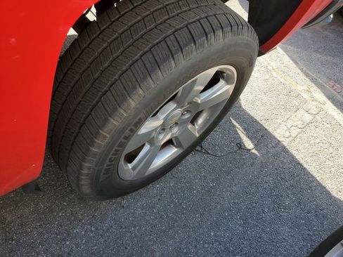 Used 2018 Chevrolet Silverado 1500 LT w/ All Star Edition image 10