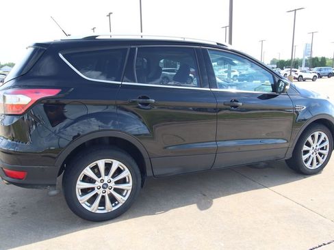 Used 2018 Ford Escape Titanium AWD/4WD image 5