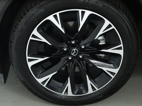 Certified 2024 MAZDA CX-90 Plug-In Hybrid w/ Premium Pkg AWD/4WD image 39