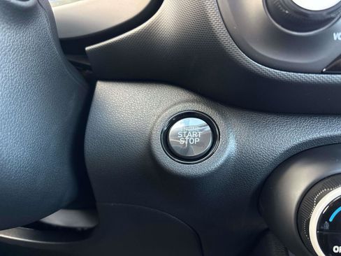 New 2026 Hyundai Venue SEL image 12