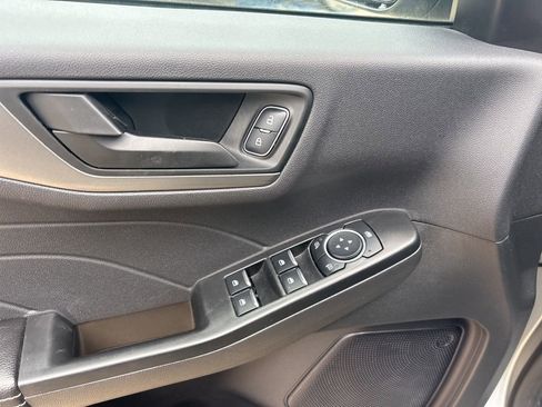 Used 2024 Ford Escape Active FWD image 19