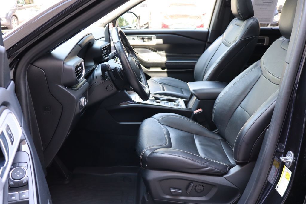 Used 2022 Ford Explorer ST w/ Equipment Group 401A AWD/4WD image 21