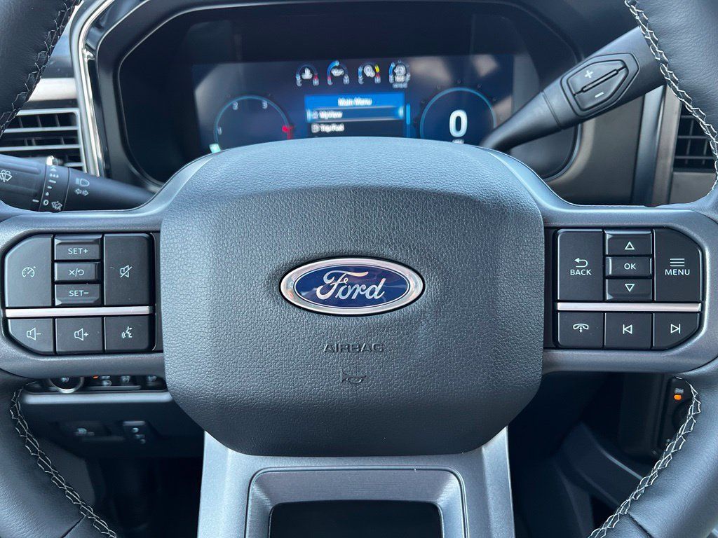 New 2026 Ford F350 Lariat w/ Chrome Package AWD/4WD image 23