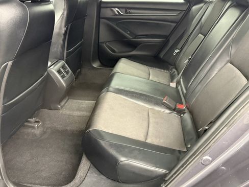 Used 2018 Honda Accord Sport image 36