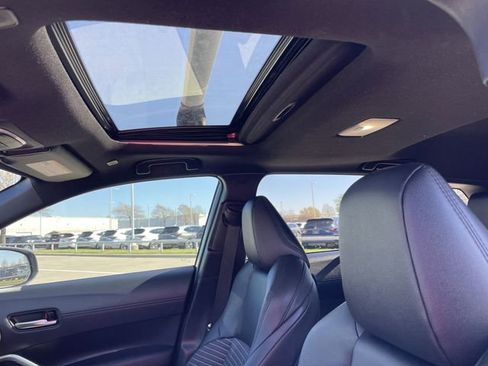 Used 2023 Toyota Corolla Cross XSE w/ Convenience Package image 23