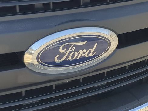 Used 2018 Ford F250 XL w/ Power Equipment Group RWD image 32