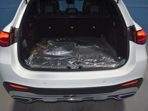 Certified 2025 Mercedes-Benz GLC 350e 4MATIC image 25