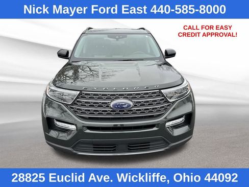 Used 2022 Ford Explorer XLT w/ Equipment Group 202A image 2
