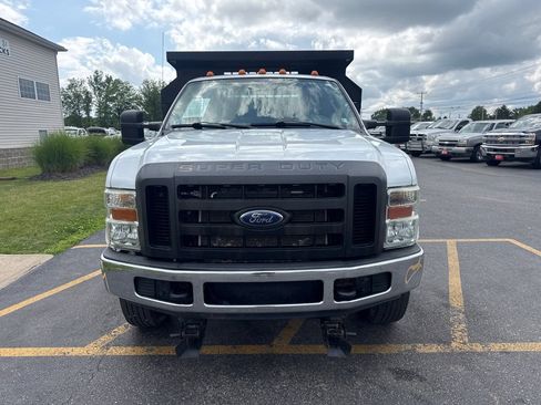 Used 2008 Ford F350 4x4 Regular Cab DRW Super Duty image 3