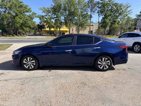 Used 2020 Nissan Altima 2.5 S FWD image 3