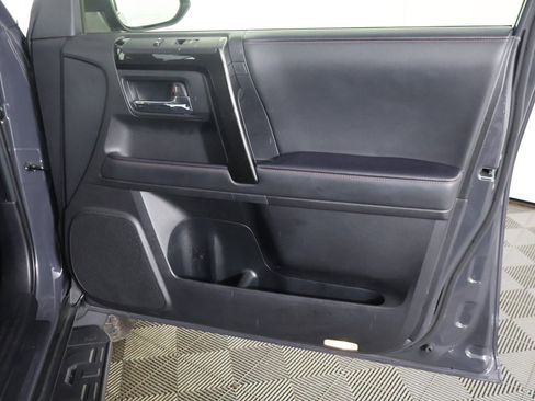 Used 2024 Toyota 4Runner TRD Off-Road image 21