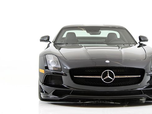 Used 2014 Mercedes-Benz SLS AMG Black Series image 15