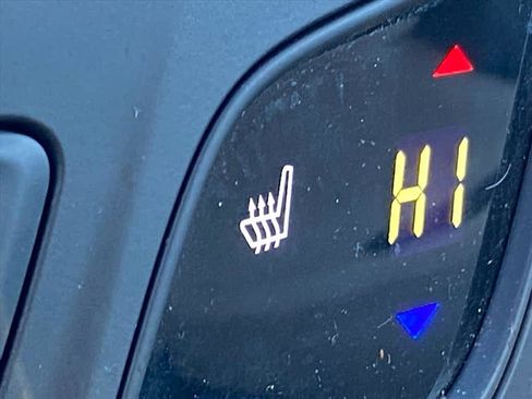 Used 2017 Buick Envision Essence image 16