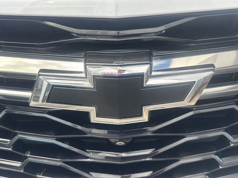 Used 2023 Chevrolet Traverse RS AWD/4WD image 50