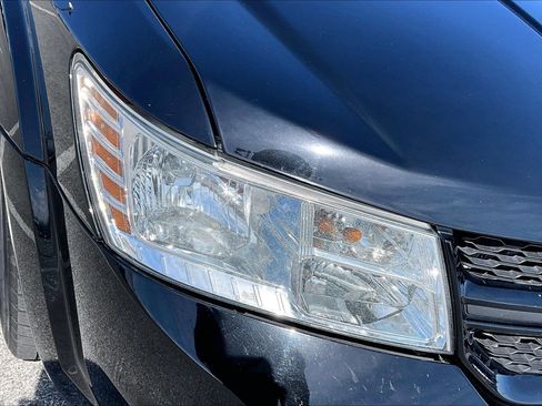 Used 2019 Dodge Journey SE w/ Premium Group image 32