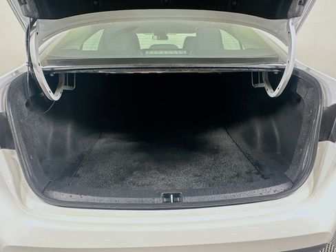 Used 2023 Toyota Corolla LE FWD image 28