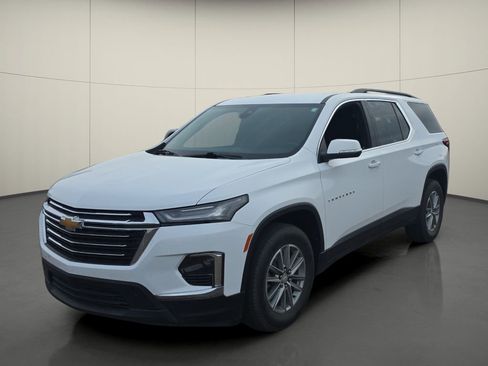 Used 2023 Chevrolet Traverse LT image 4
