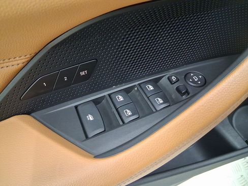 Used 2023 BMW M440i Convertible w/ Shadowloine Package RWD image 15