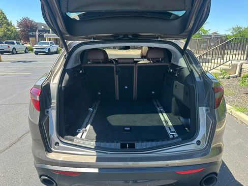 Used 2019 Alfa Romeo Stelvio Ti AWD/4WD image 7