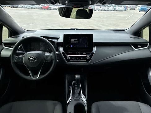 Used 2026 Toyota Corolla SE FWD image 16