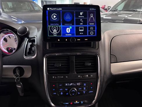 Used 2019 Dodge Grand Caravan GT image 22