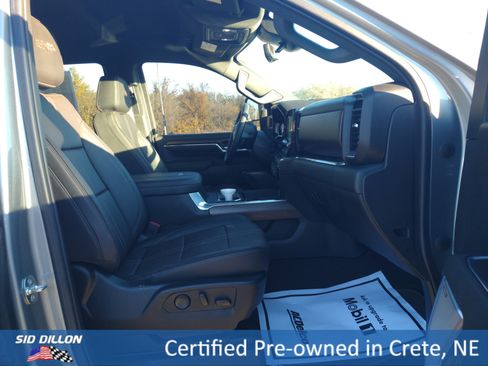 Used 2024 Chevrolet Silverado 2500 High Country w/ Technology Package image 4