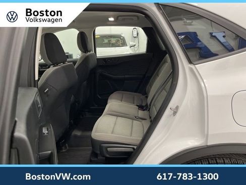 Used 2021 Ford Escape S image 8
