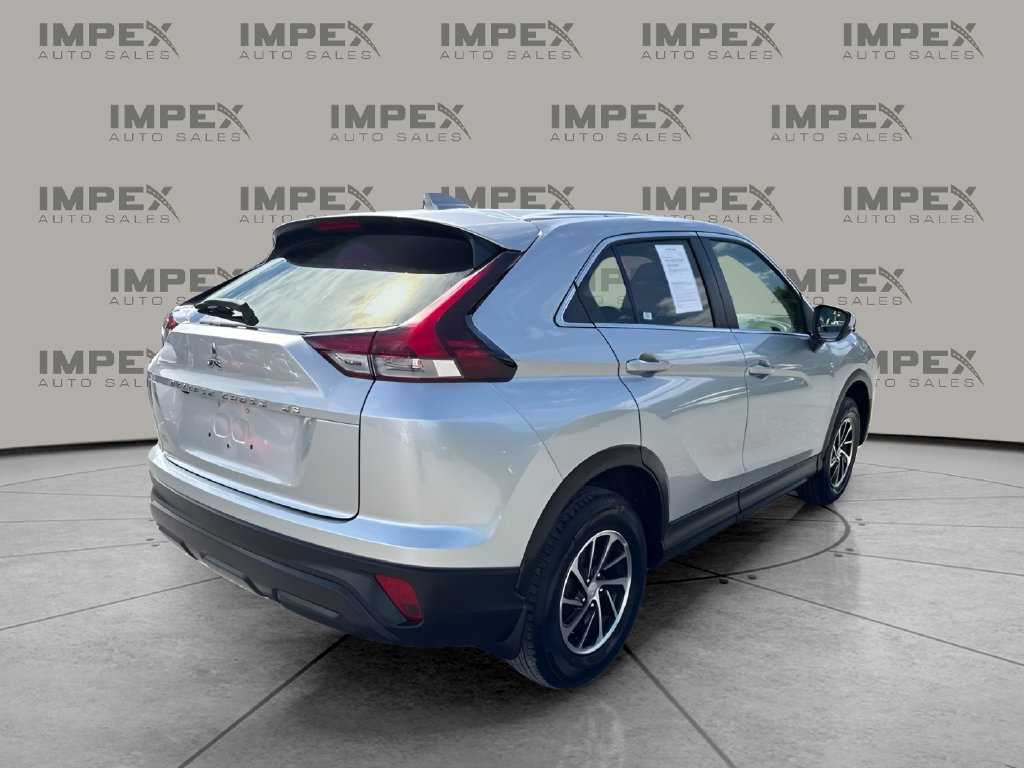 Used 2024 Mitsubishi Eclipse Cross ES AWD/4WD image 3