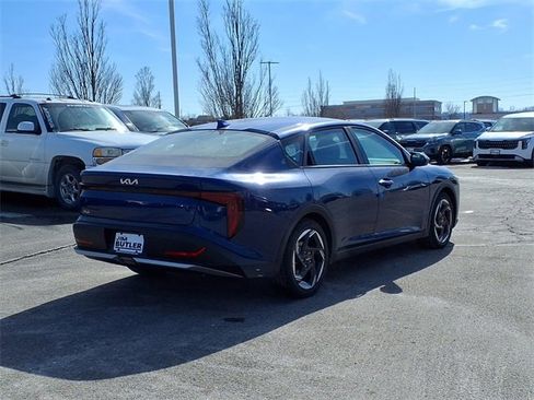 New 2026 Kia K4 EX image 2
