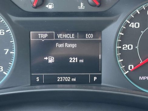 Used 2023 Chevrolet Equinox LS FWD image 32